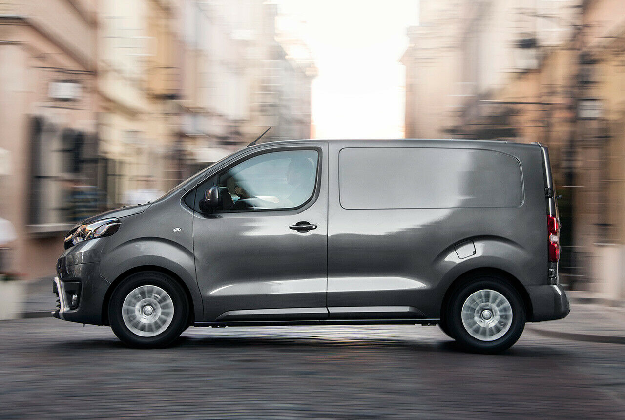 Von der kompakten Version des Proace erwartet Toyota besonders viel: Sie bietet eine Tonne Nutzlast auf 4,60 Metern Länge