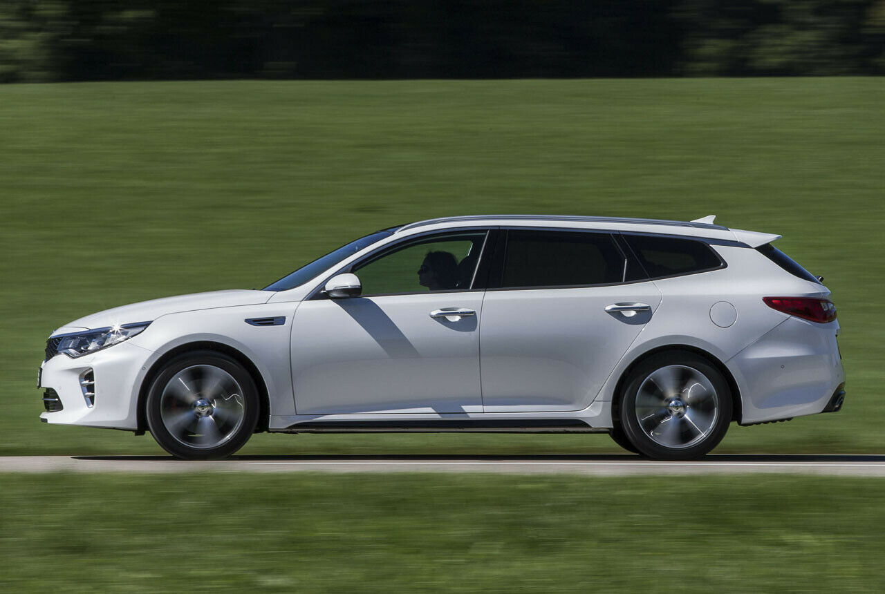 So lang wie die Limousine: Der Sportswagon misst 4,86 Meter in der Länge