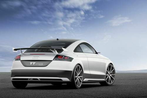 Ob Audi mit dem TT ultra quattro concept noch weitergehende Pläne hat, als am Wörthersee zu gefallen, lassen die Ingolstädter offen