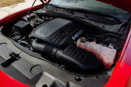 Vorerst der dickste Motor: ein 5,7-Liter-Hemi-V8