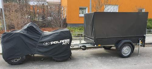 ATV mit Anhänger