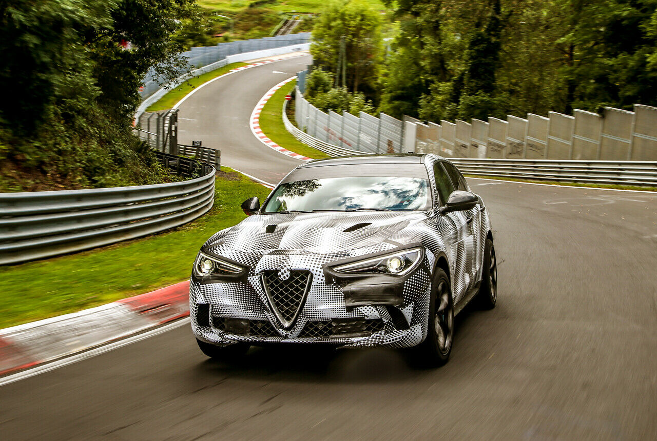 Im Stelvio Quadrifoglio arbeitet ein 2,9-Liter-V6 mit 510 PS