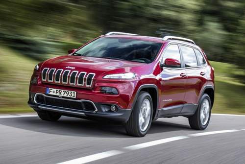 Aktuell gibt es den Jeep Cherokee hierzulande nur mit einem 3,2-Liter-V6-Benziner und diversen Dieseln