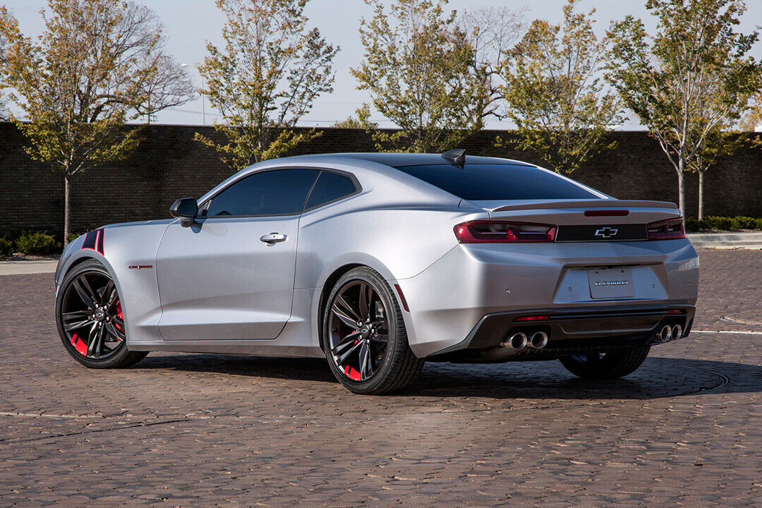 Chevrolet Camaro Red Line Concept: DIe Studie steht auf 20-Zoll-Felgen