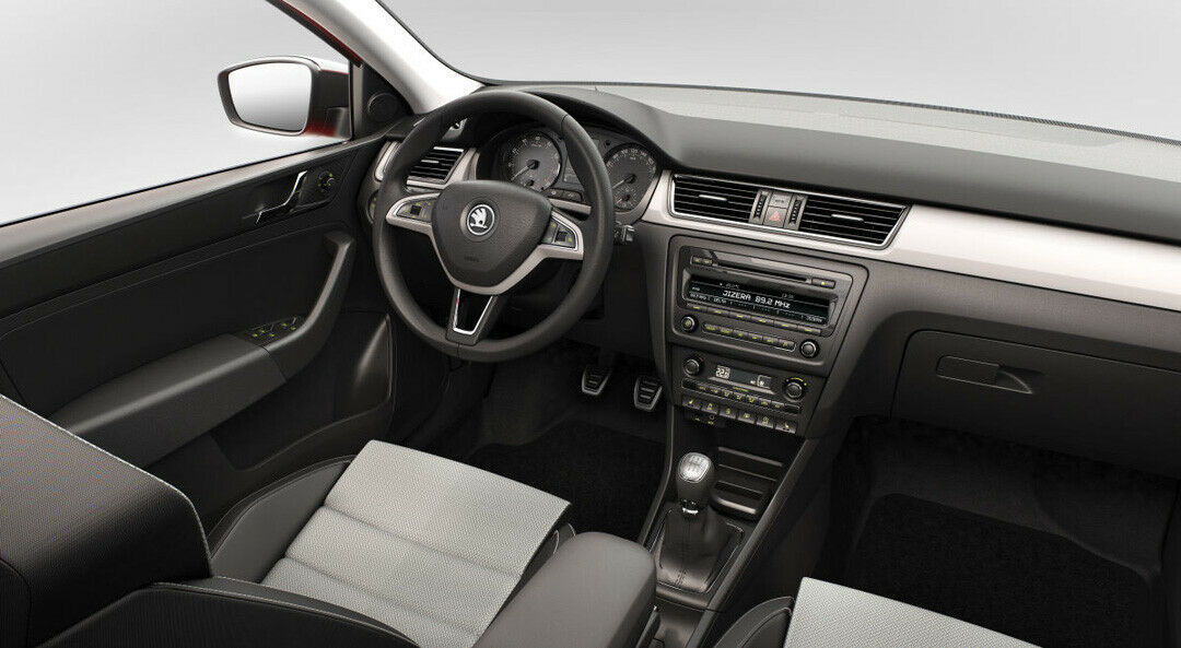 Im Cockpit des Skoda Rapid bleibt alles beim Alten