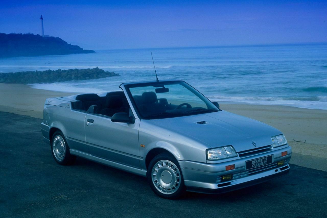 Kein Bügel, kein Körbchen: Renault 19 Cabrio ab 1991