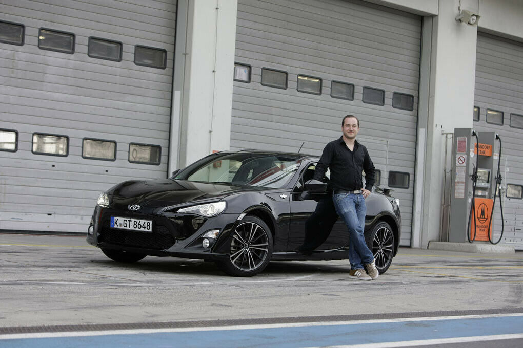 Der GT 86 und ich in der Box