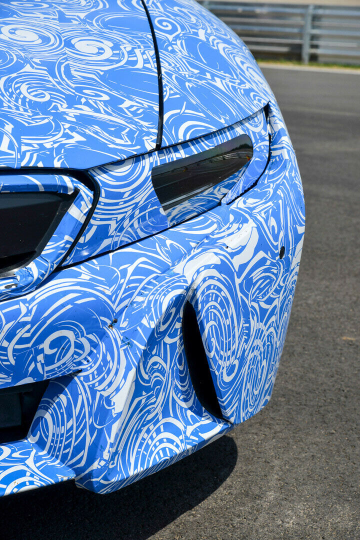 Wie die Scheinwerfer des BMW i8 aussehen, werden wir erst auf der IAA erfahren