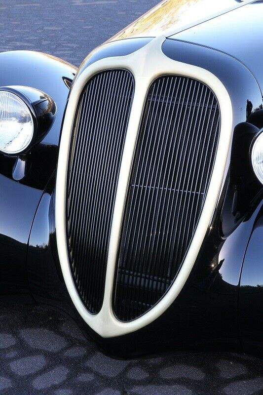 Black Pearl Custom Car von James Hetfield - Kühlergrill