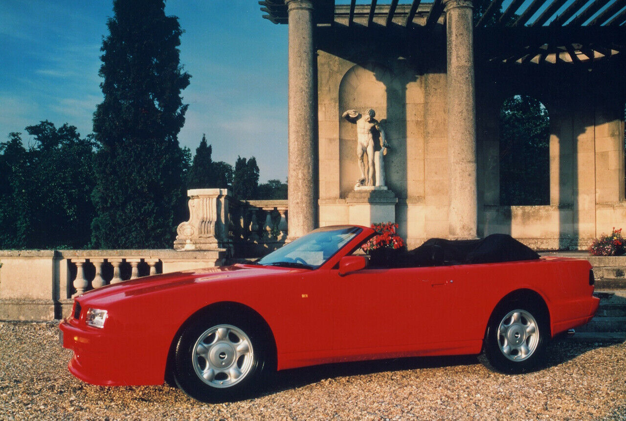 Aston Martin Virage Volante