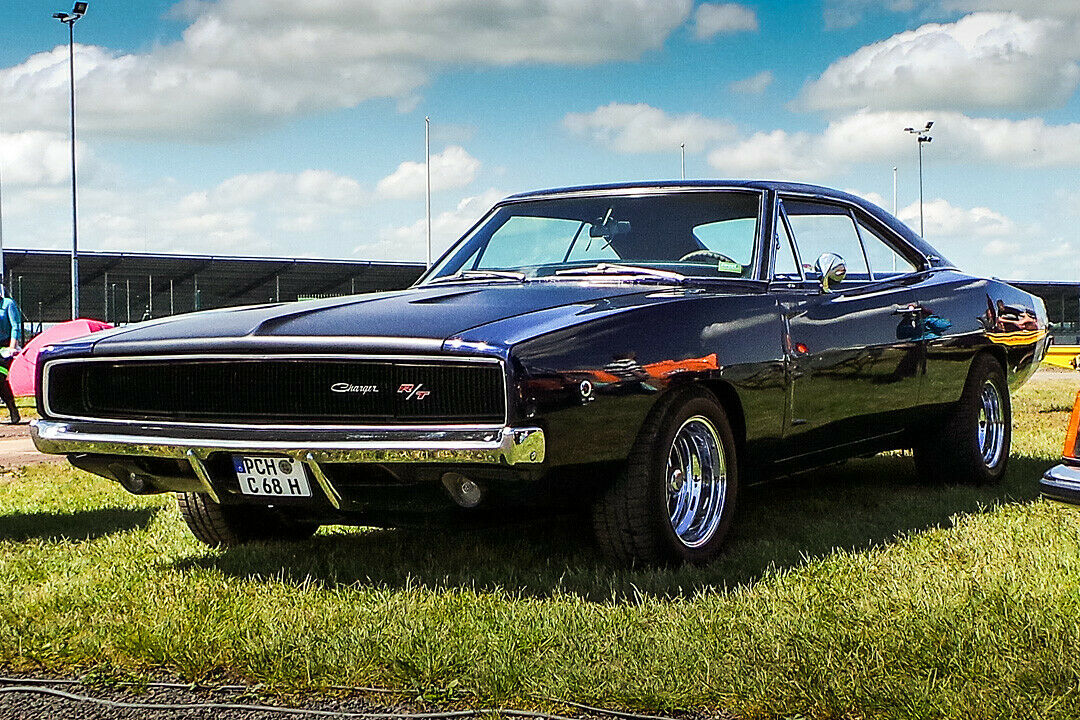 Das Opel-Treffen ist Oschersleben ist markenoffen. Auch ein Dodge Charger war anwesend