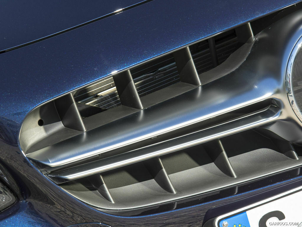 Einbau AMG Grill Beschreibung/Tipps