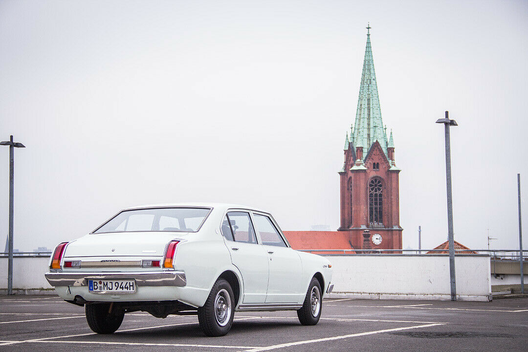 Toyota Carina 1976