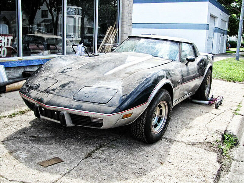 Eine einmalige Corvette: Auf dem Tacho stehen nur vier Meilen