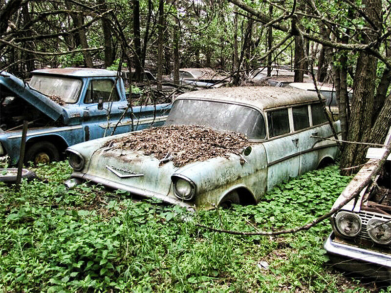Dieser Chevy Nomand hat die Zeit nicht gut überstanden. Das Chassis dürfte durchgefault sein