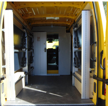 Einen Renault Master L2 H 2 :: Konversion von Post-Fahrzeug zu Camper