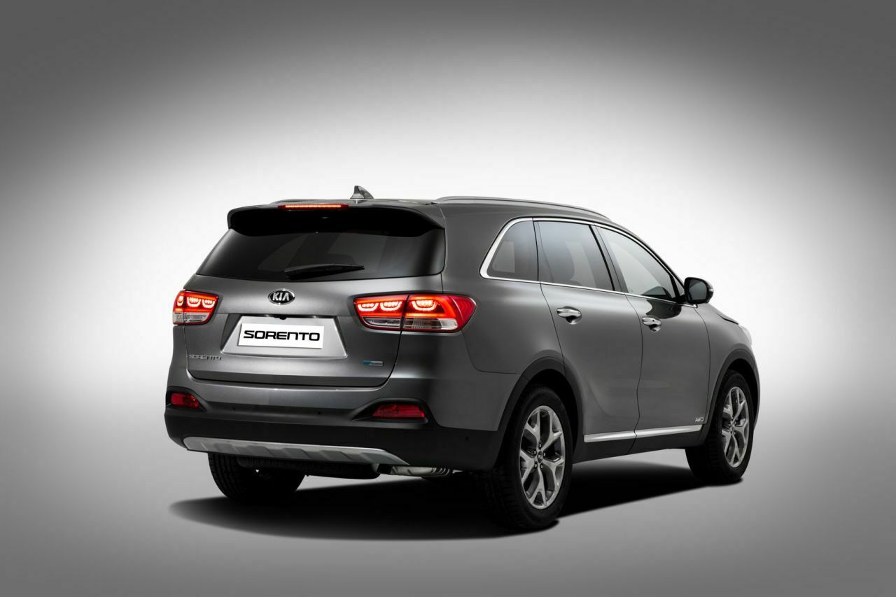 Das Heck des Kia Sorento. Die Premiere findet Ende August 2014 in Korea statt