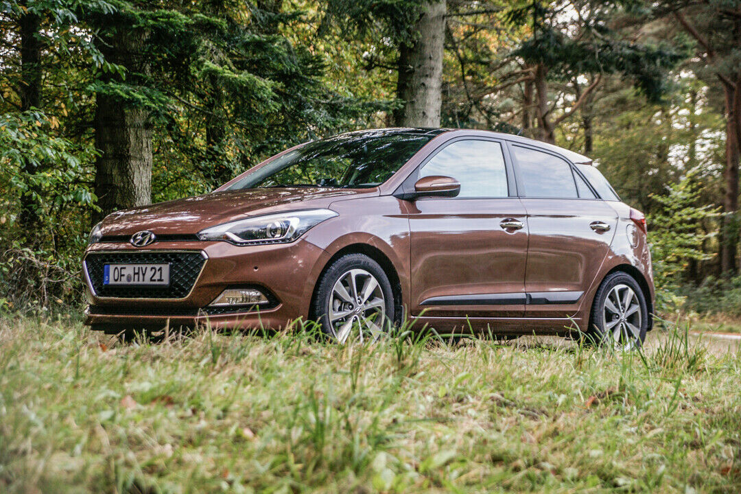 Im Innenraum des Hyundai i20 haben die Koreaner sehr feine Materialen verwendet