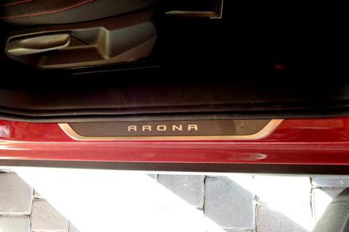 Arona1