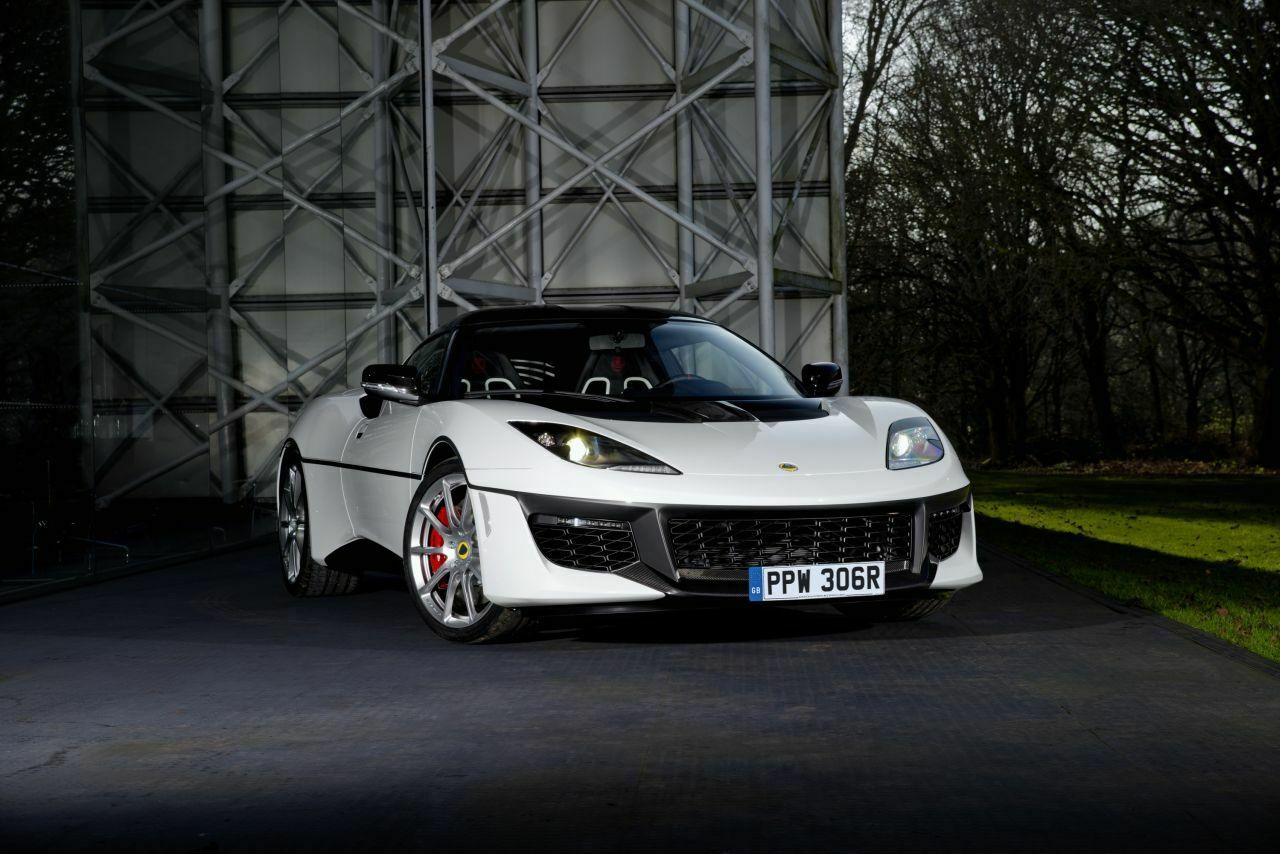 Einzelstück: Lotus Evora 410 als Hommage an den 007-Esprit