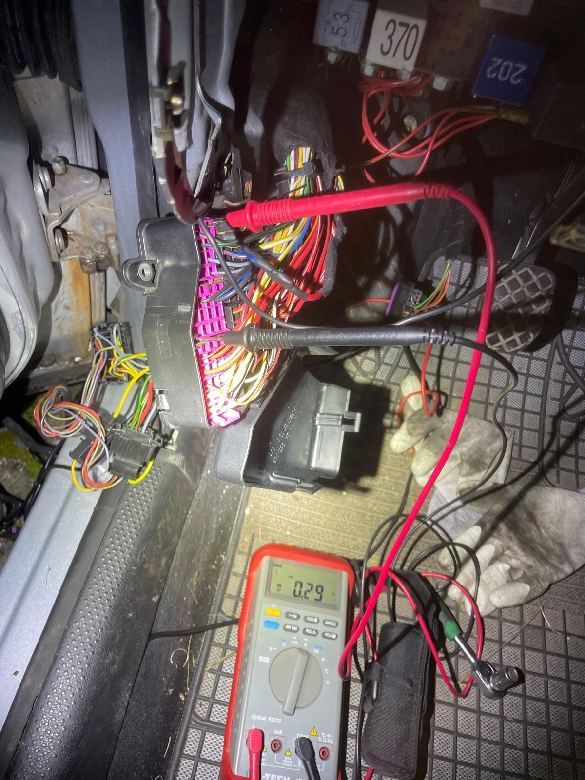 Elektrikproblem mit Zündung und Motor startet nur mit abgestecktem NW-Sensor