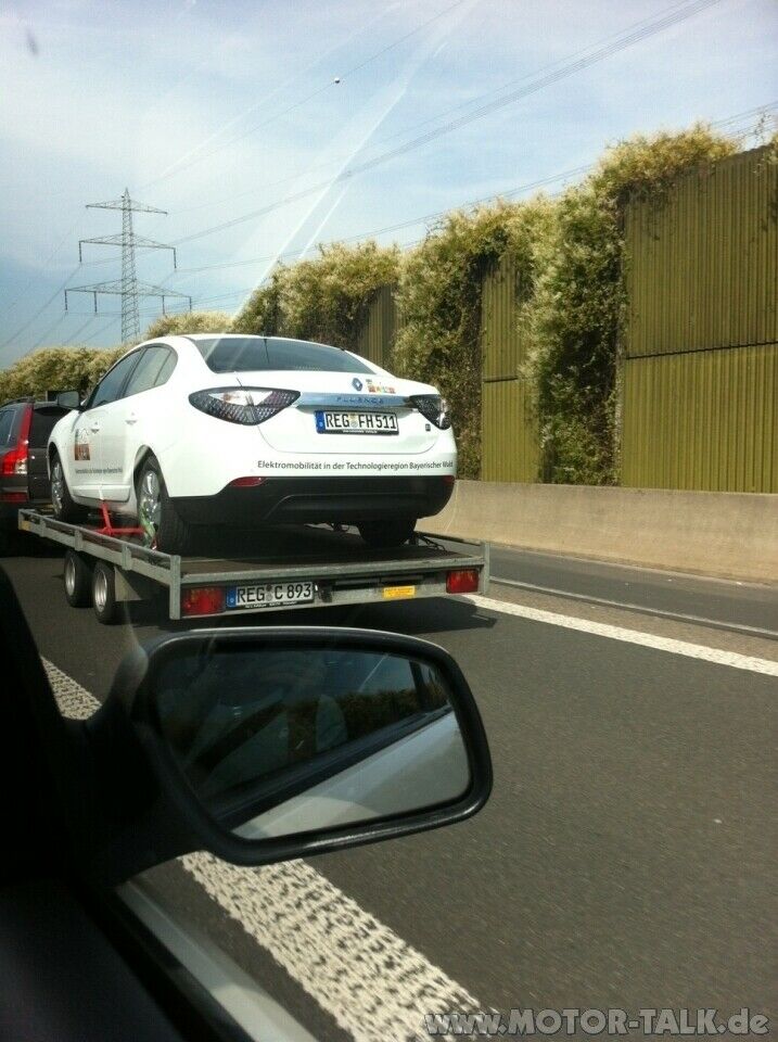 Elektroautos - Renault Fluence (Megane 3/Samsung SM) und Tesla Roadster