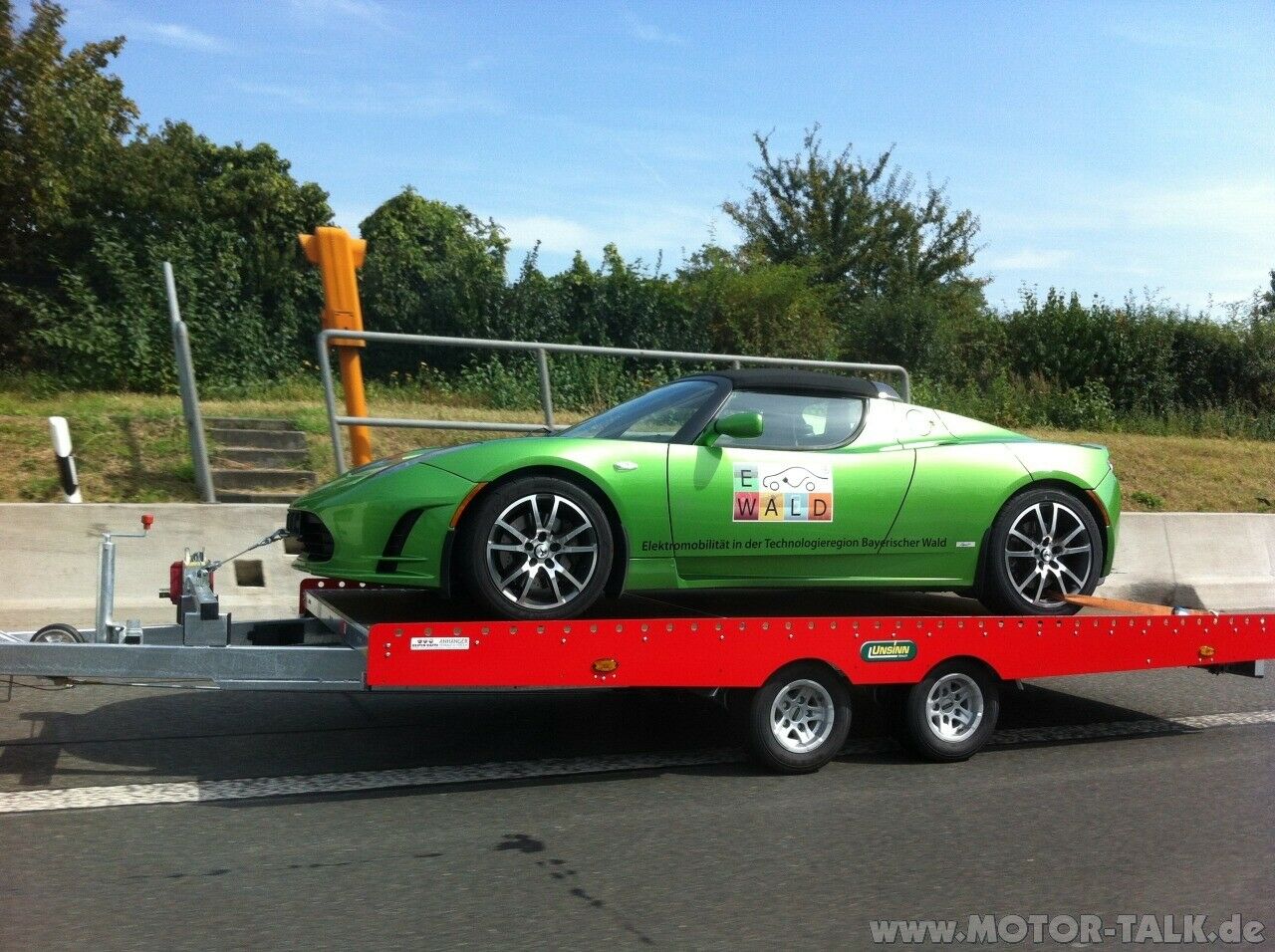 Elektroautos - Renault Fluence (Megane 3/Samsung SM) und Tesla Roadster
