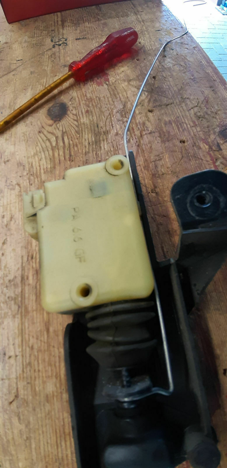 Elektronische Tankklappenöffnung