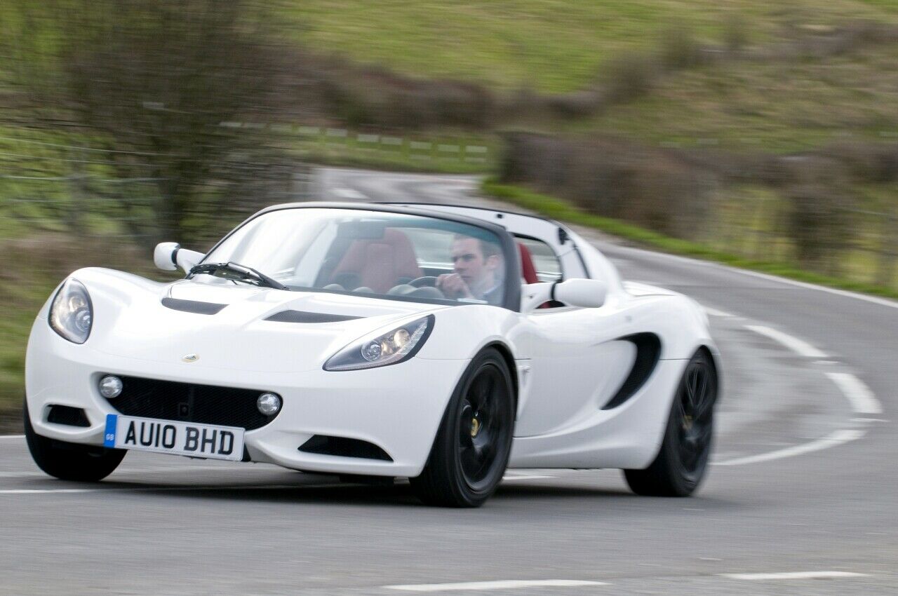 Lotus Elise: Durch den Einstieg von Geely wird für Lotus die dringend benötigte Auffrischung der Produktlinie deutlich realistischer