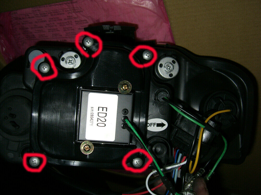 Endlich! Dayline Scheinwerfer mit LED für den 8P