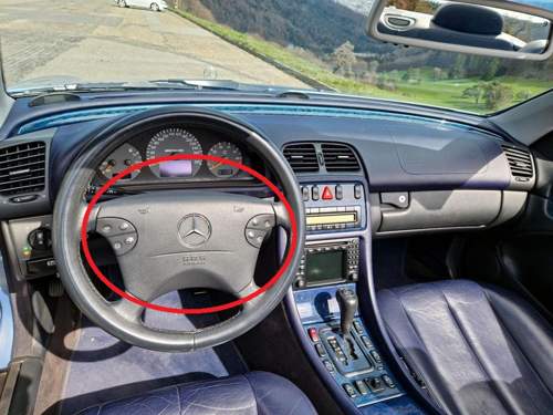 Airbag Kunststoff, kein Leder...