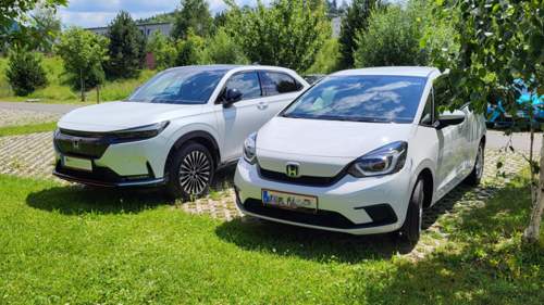 BEV meet`s eHEV :)
