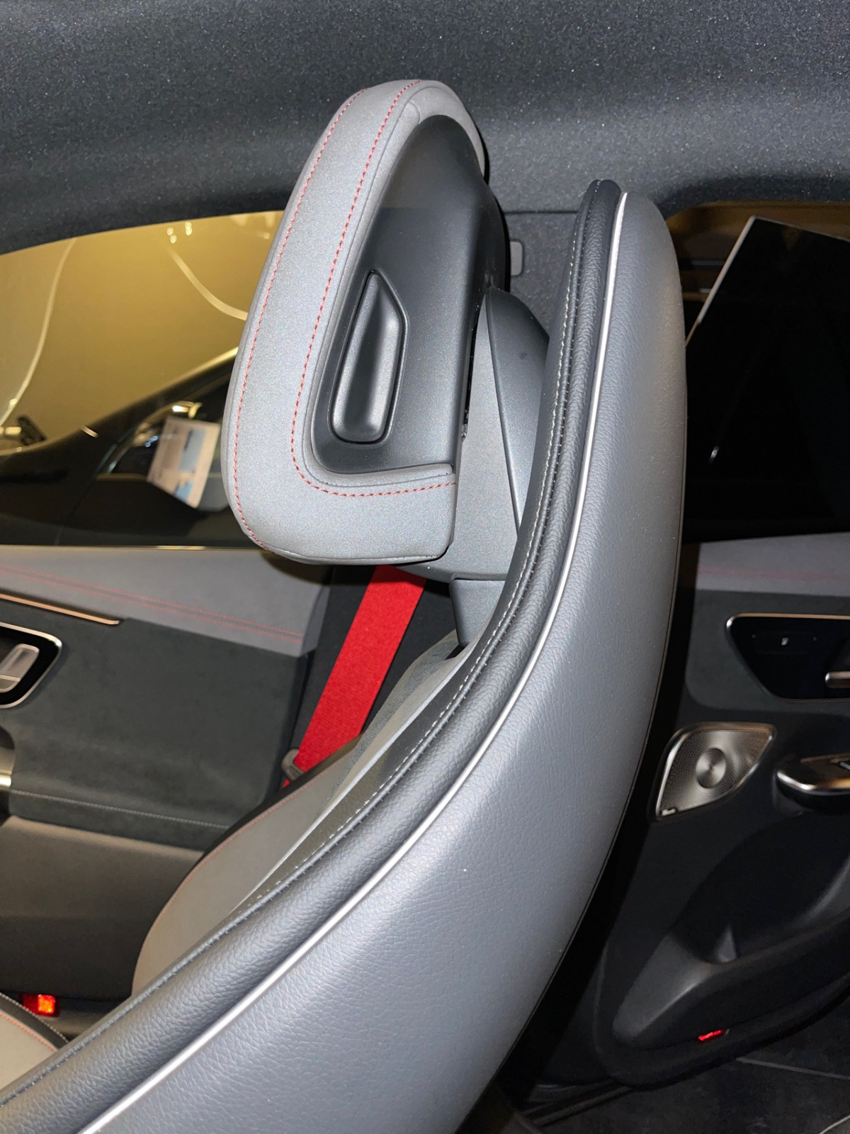 EQS350 & EQE350+: Ladeerlebnisse mit der 10-moduligen Batterie