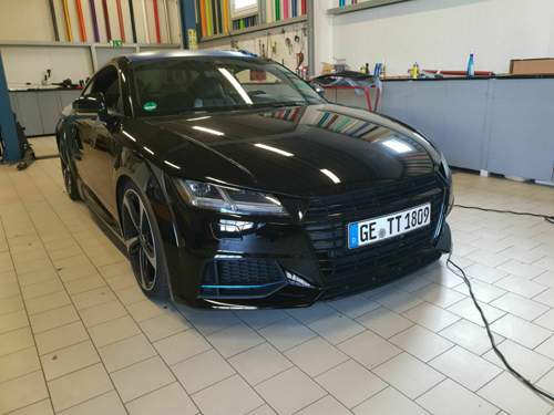 Schwarz