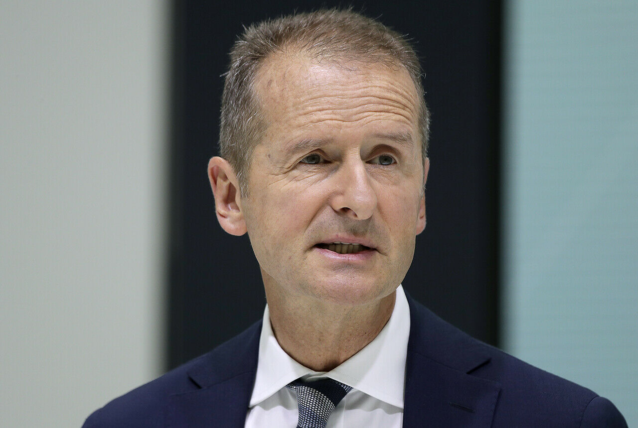 Bei Batteriezellen sieht Volkswagen-Chef Herbert Diess die europäischen Autohersteller in großer Abhänigkeit von asiatischen Zulieferern. Er fordert eine europäische Fertigung