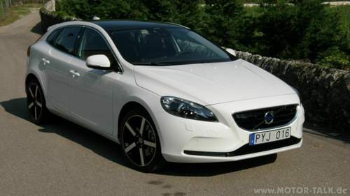 S0-essai-video-volvo-v40-faux-break-vraie-compacte-264364