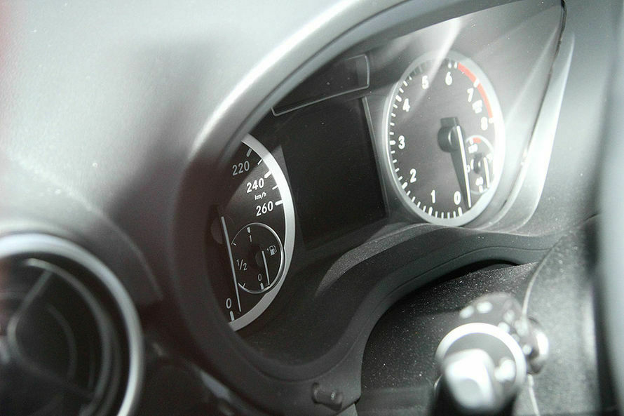 Erste Erlkönig-Bilder "B-Klasse AMG"