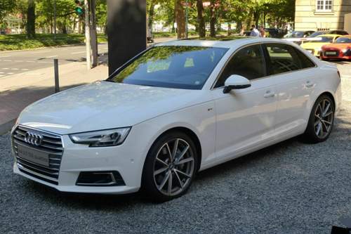 Audi-a4-quattro