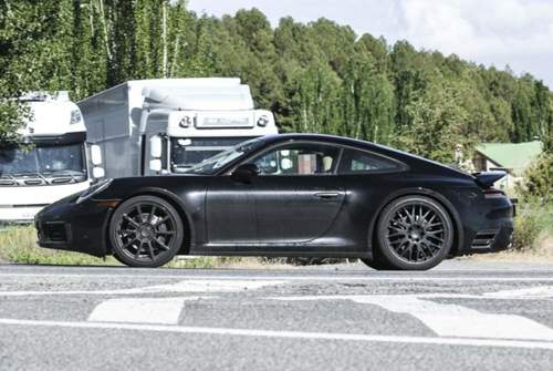 Porsche setzt im 992 neue Türgriffe ein