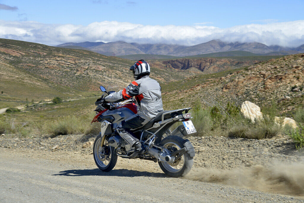 Trotz Hitze bleibt der neue Wasser-Boxer der BMW GS cool.