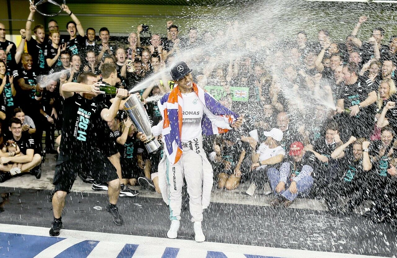 Die große Langeweile? An Mercedes und Lewis Hamilton kommt derzeit keiner vorbei. Das soll sich möglichst bald ändern
