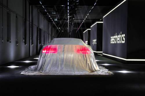 Lichttunnel mit neuem R8