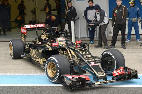 Der Lotus fährt in der neuen Saison mit einem Mercedes-Motor