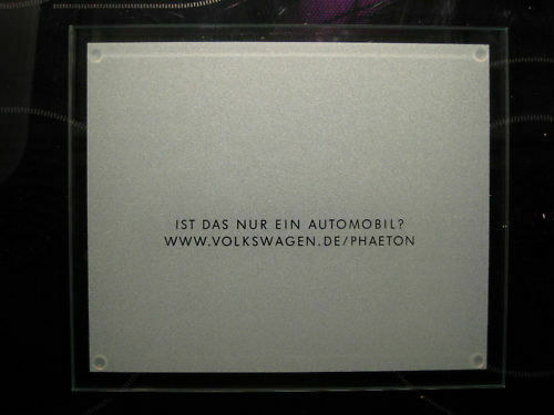 Es zahlt sich aus, auf jedes kleinste Detail zu achten. Der China-Bling-Bling Steinzeit- Phaeton.