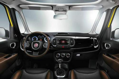 Fiat 500L Trecking Innenraum