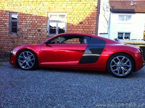 R8 rot schwarz 1