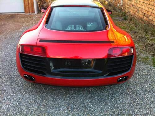 R8 rot schwarz 2