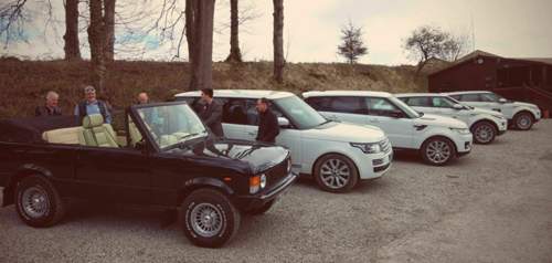 Range Rover mit AT Reifen