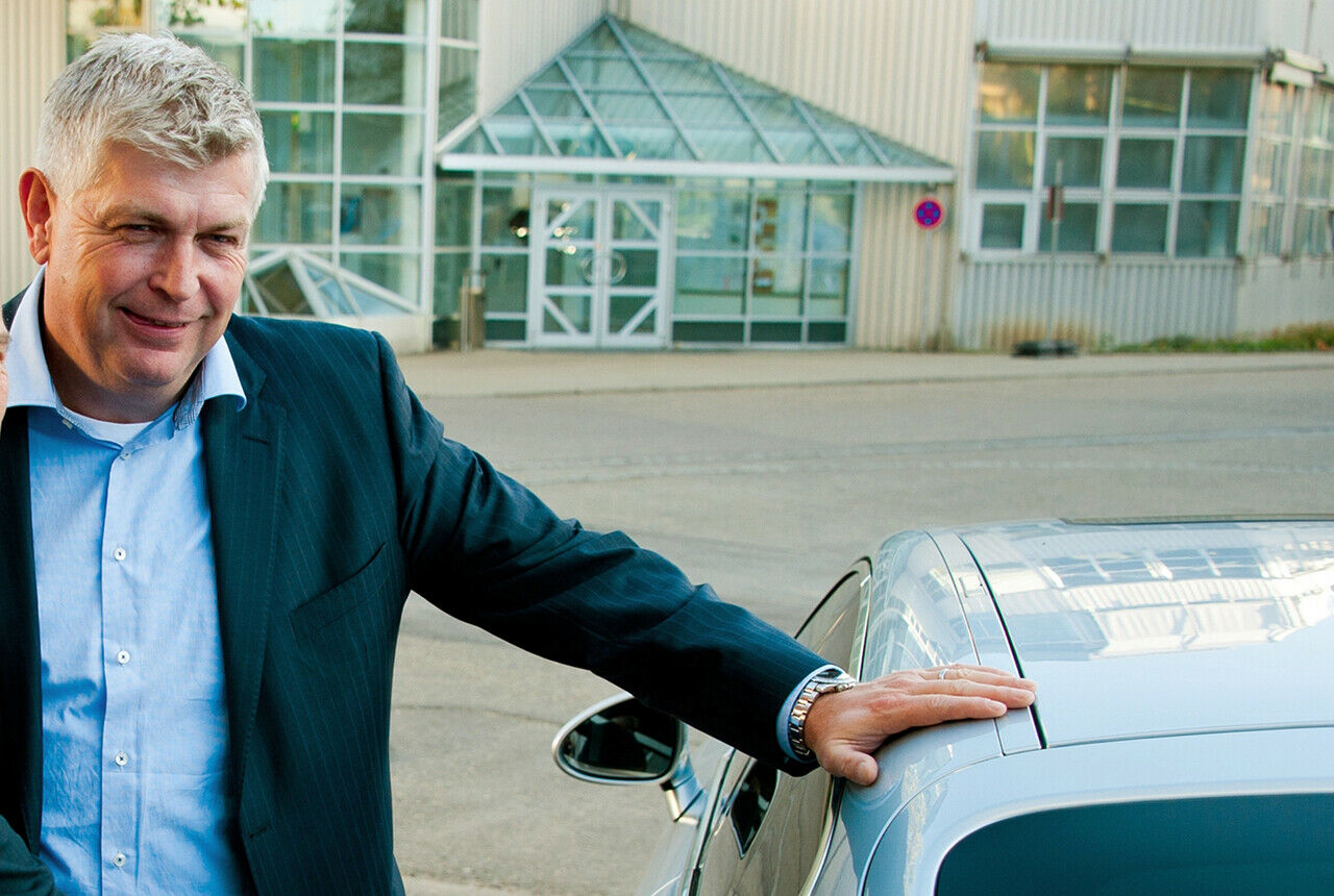Der ehemalige Audi- und Porsche-Manager Wolfgang Hatz versucht, über das Bundesverfassungsgericht seine Freilassung aus der Untersuchungshaft zu erwirken