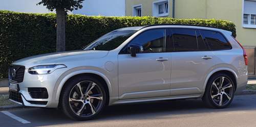 Xc90 II, Modelljahr 2022 late.jpg